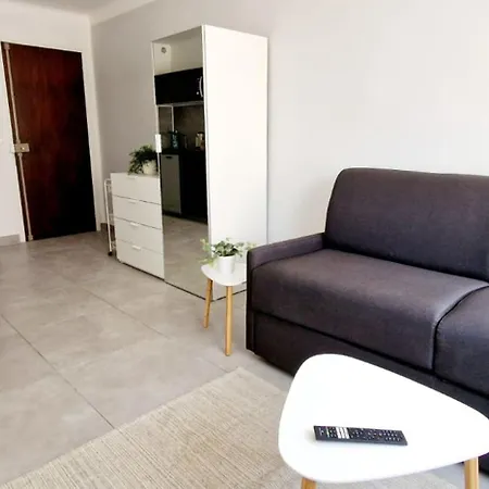 Apartment 3 Le Saint Joseph In Center Of With Ac Antibes