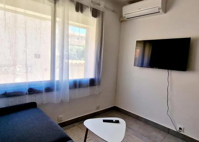 3 Le Saint Joseph In Center With Ac